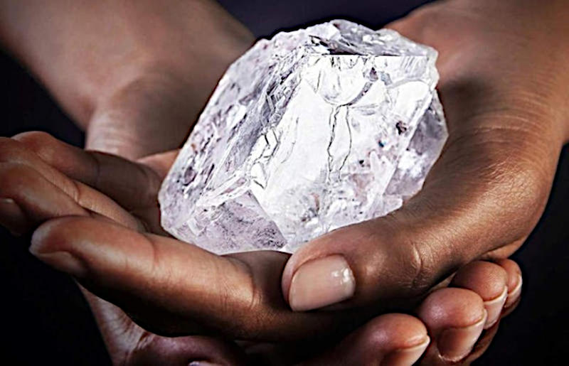 Botswana ameaça encerrar parceria diamantífera de 54 anos com a De Beers